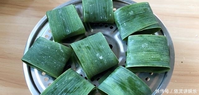 粽叶不要包粽子了,教你懒人做法,软糯香甜,比粽子简单又好吃