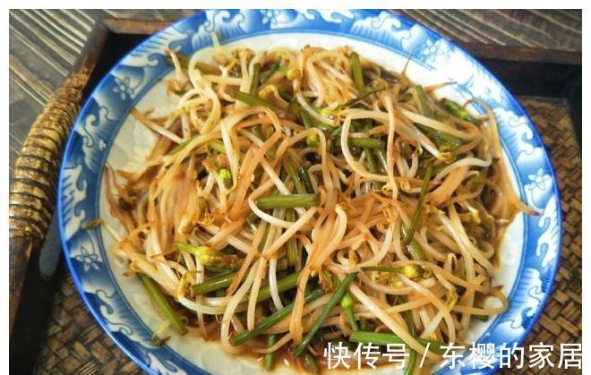 炒绿豆芽|炒绿豆芽时，多加1道蔬菜，味道好营养佳，家人很爱吃