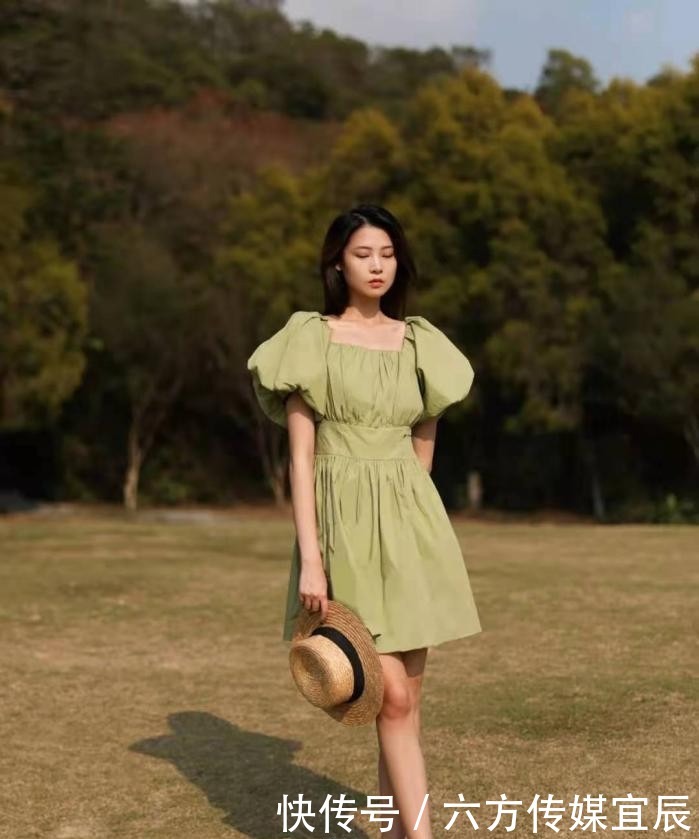 发型|你适合“扎发”还是“披发”?主要是看这3点,不妨自测一下