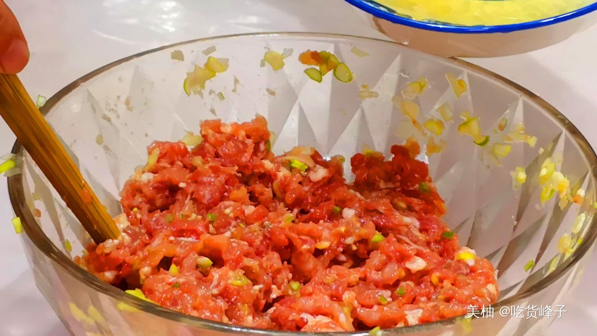 不管包什么馅饺子，去腥都别加料酒，教正确做法，馅香不腥也不腻