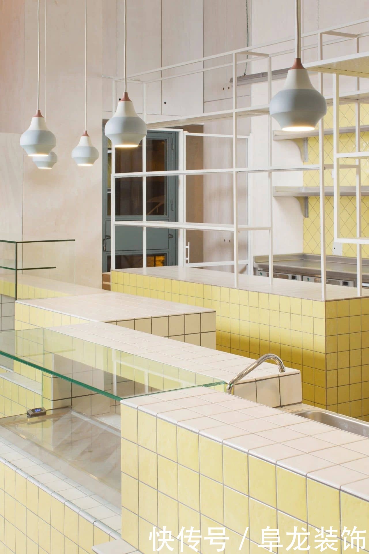 空间|当甜品与恰当的色彩结合,没有人能抵挡其中的诱惑