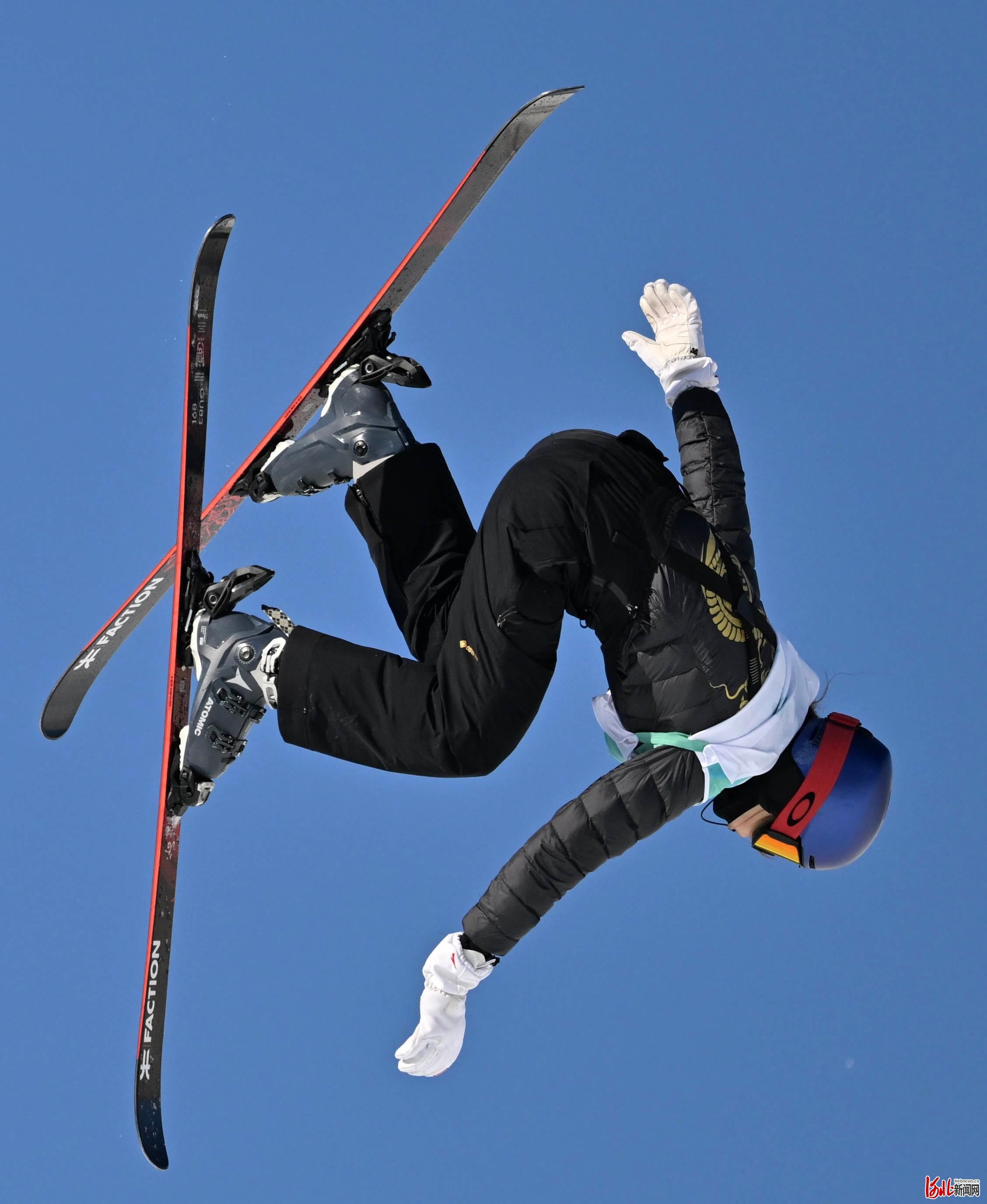 组图丨看不够！谷爱凌夺得自由式滑雪女子大跳台金牌