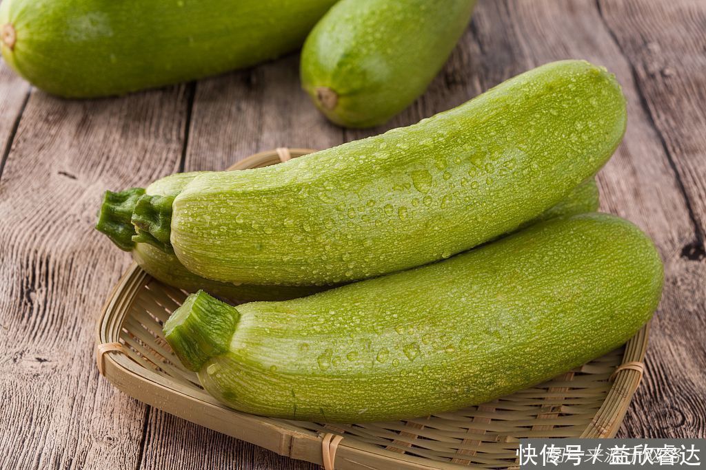 肠胃功能紊乱|便秘的“死对头”找到了,不是香蕉,你若爱吃,隔天排出宿便