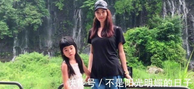 有種逆襲叫曹格女兒,曾被吐槽像蠟筆小新,褪去嬰兒肥后卻很漂亮