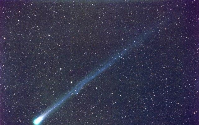 一氧化碳 如果你想知道彗星是什么,那你得要花时间来了解下彗星的结构了