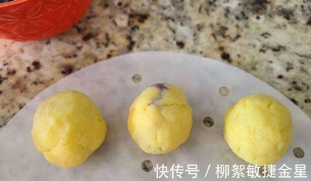 炼乳|用千层饼皮做酥皮月饼这个可以!奶黄芝士芋泥等3种口味任你选!