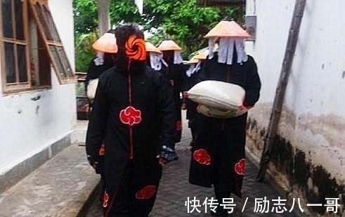 迪达拉|火影晓组织穿越到三次元世界,带土带头送米,佩恩在街头卖米