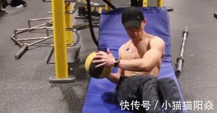 最大限度|你想锻炼腹肌吗?教你用几个动作锻炼腹肌,练出好身材