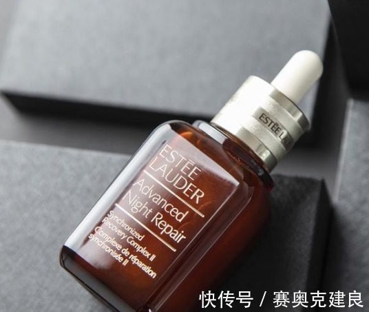 祛痘印|抗皱精华液哪个好用 年轻女士适用的抗老抗皱精华推荐