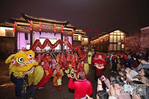 王贵龙|抚州文昌里景区民俗表演闹新春 红红火火过大年