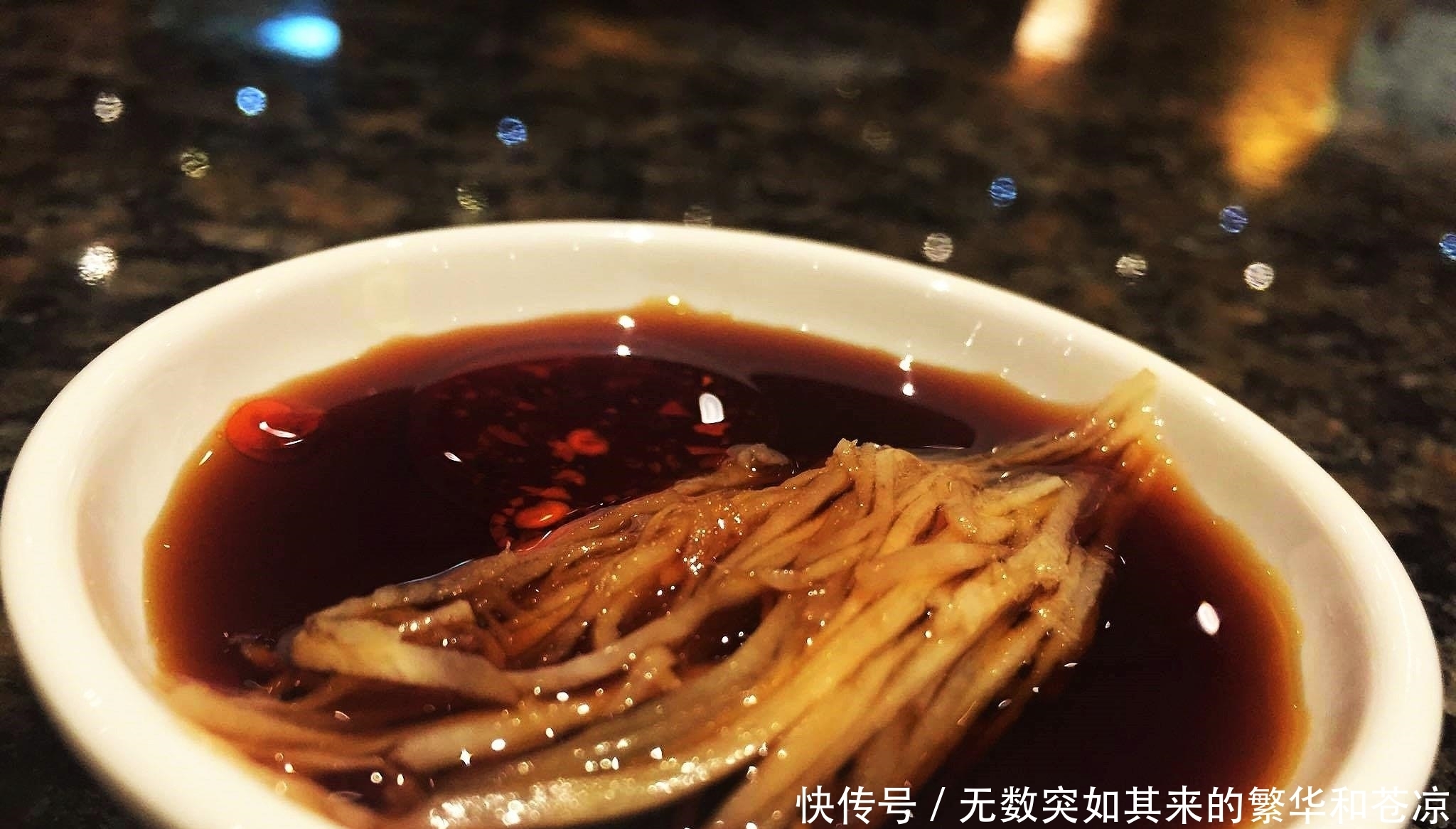 甲基咪唑|炒菜加酱油是好是坏？食用酱油的这几点小知识你要了解才可以