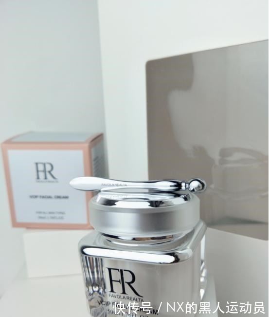 兰蔻 大牌面霜哪家强兰蔻抢手,法泽拉汝兰雅是贵妇首选!