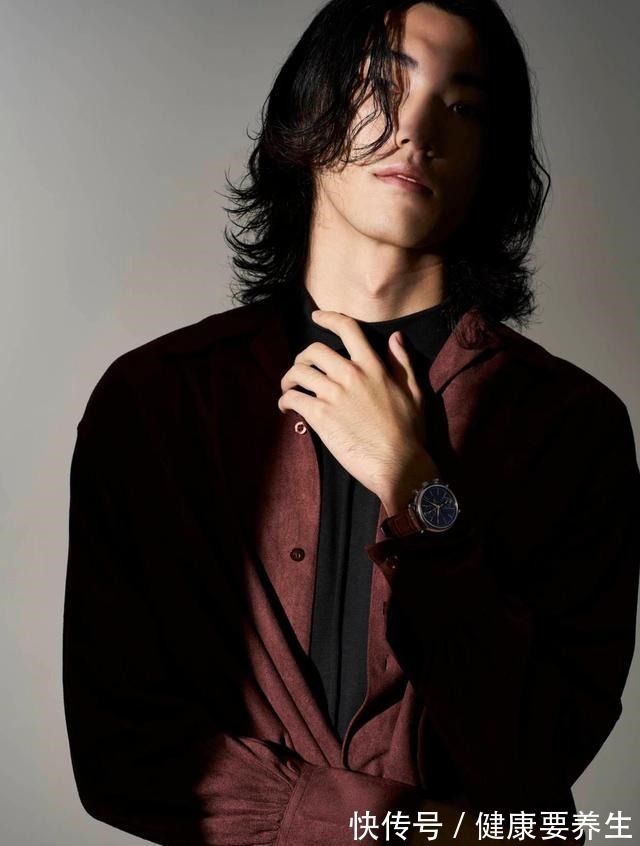 万国表#绕一圈,还是你 IWC万国表柏涛菲诺系列腕表遇见爱情!