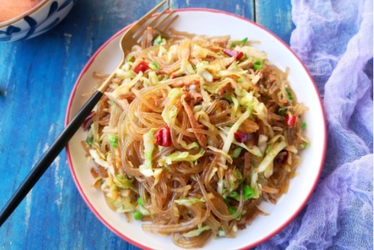 这菜味道实在香,连吃两顿都不腻,一上桌三下两下被抢光!