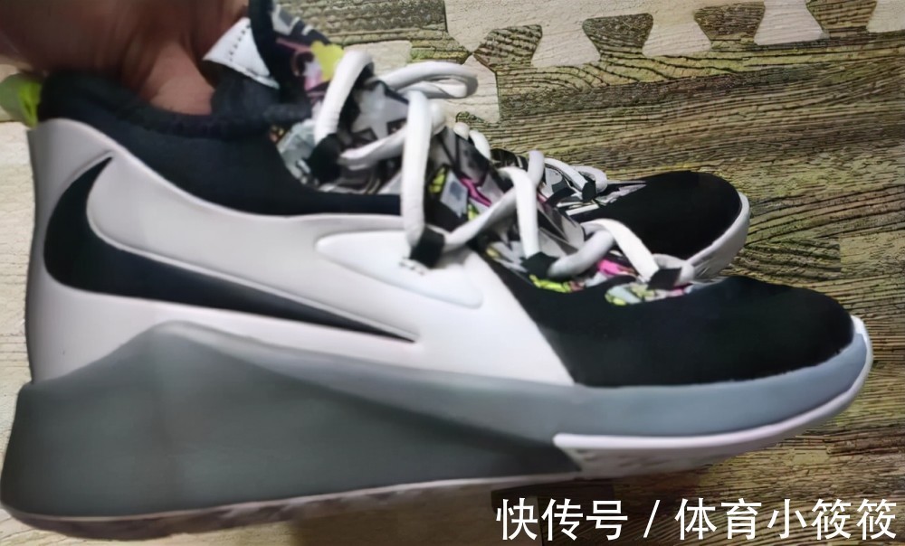 乔治 脸都不要了!乔治比赛上脚ZK4代,自己的签名鞋不穿了,PG6无望?