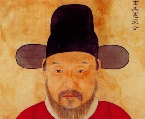 拥有|同样拥有免死金牌，为何两公爵被杀，侯爵后裔却能免除一死？