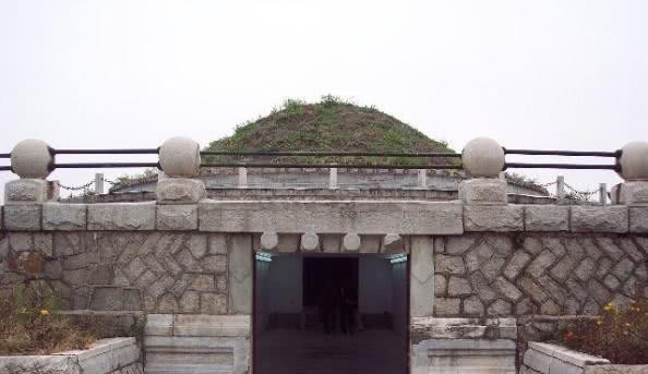 破败|张作霖的墓地荒凉破败,张学良至死没去祭拜,令人唏嘘感慨