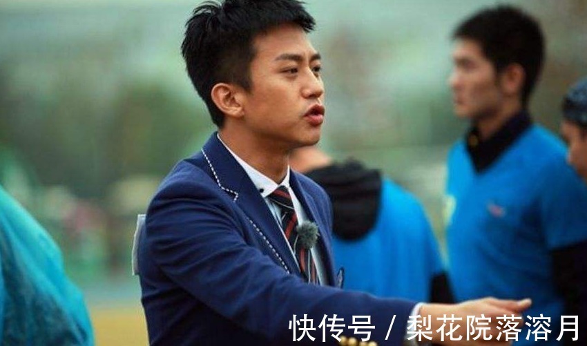 邓超是《跑男》唯一不敢喝安慕希的人,官方喝一口就是天价罚款