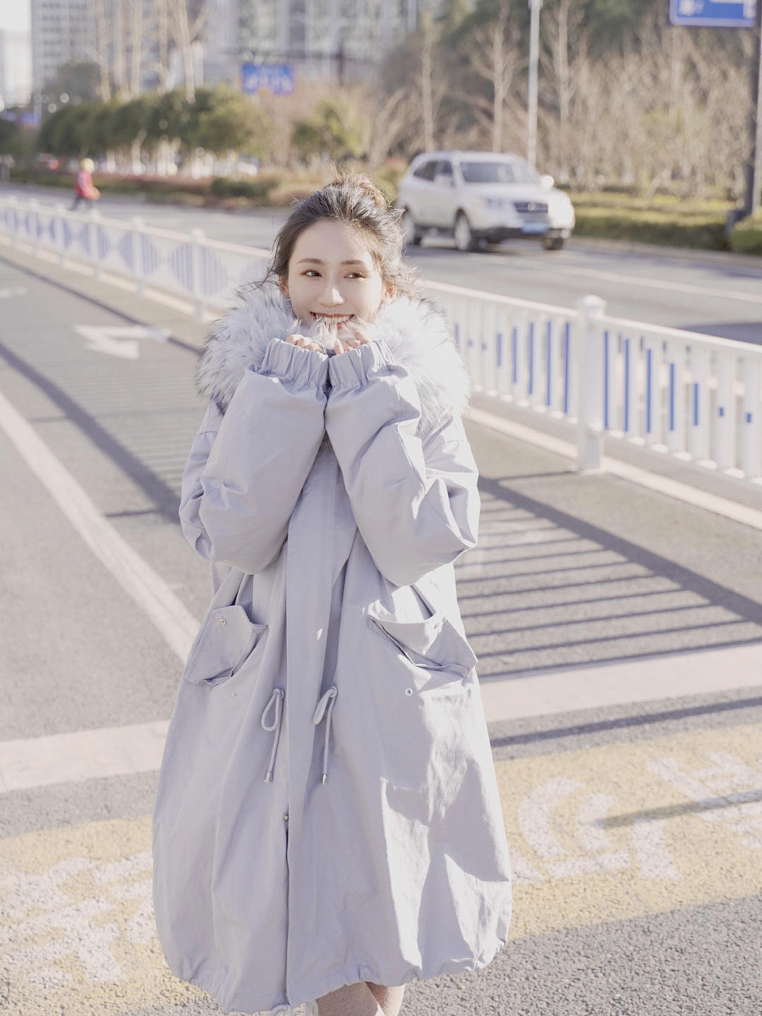 博主|“毛领羽绒服”才是最保暖的单品,软糯温柔又舒适,美得高级