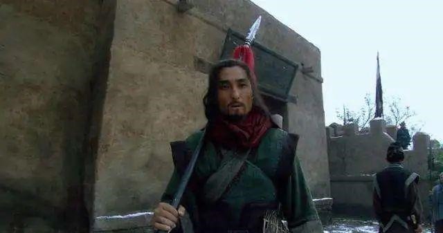 王伦|林冲窝囊一生,为何杀王伦时那么霸气