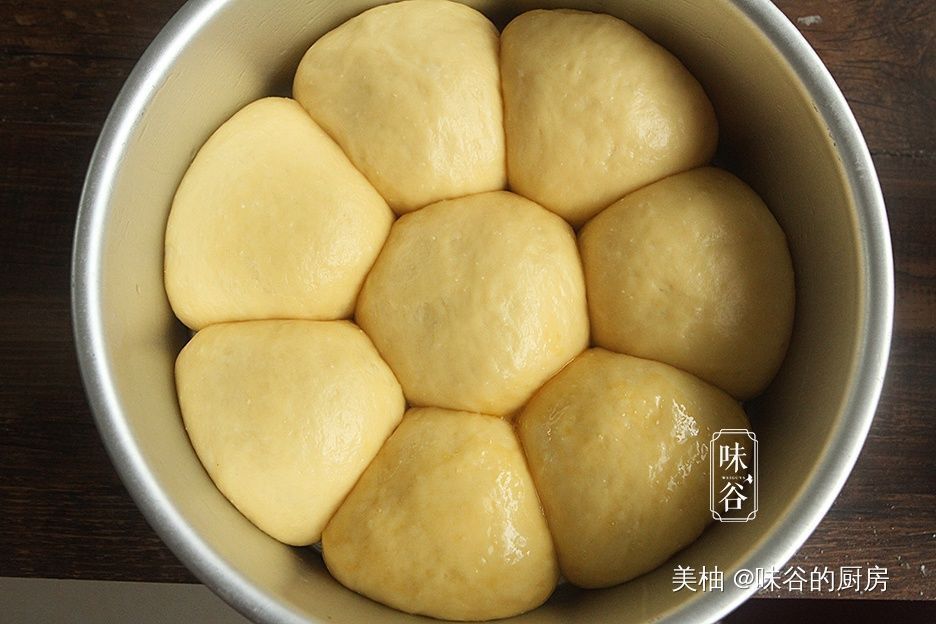 面包别再买了,自己在家做,不用烤箱不用水,松软香甜好吃不上火