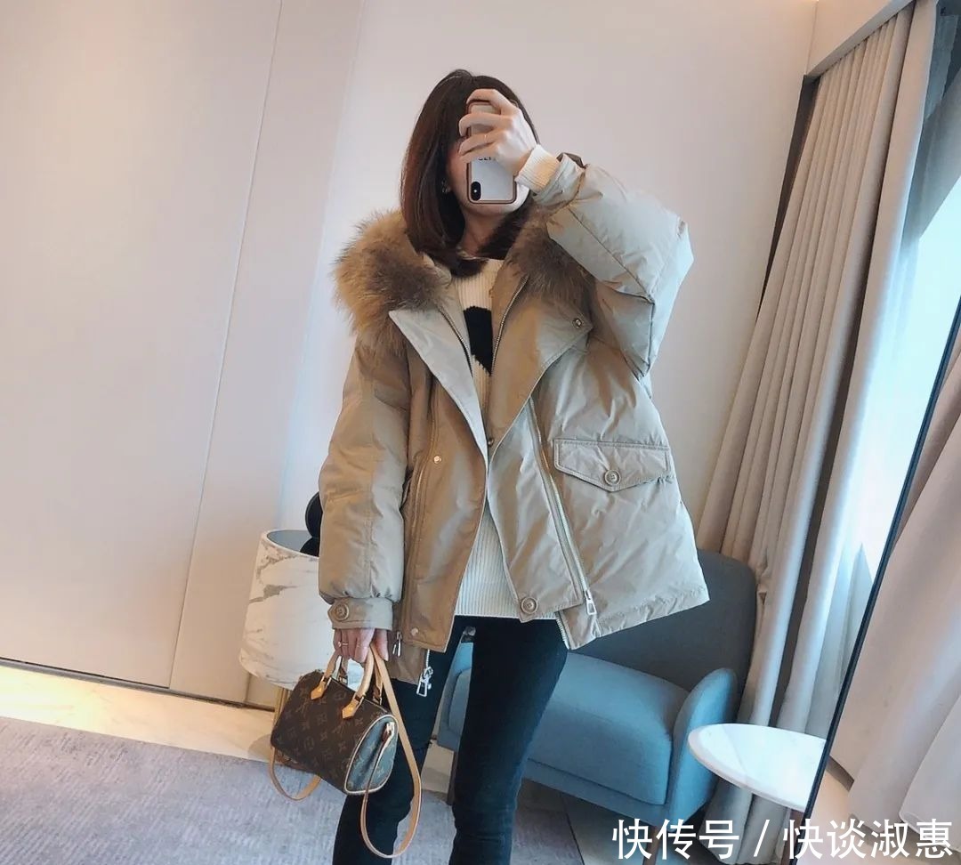 时髦|冬季羽绒服这样穿,保暖又时髦!