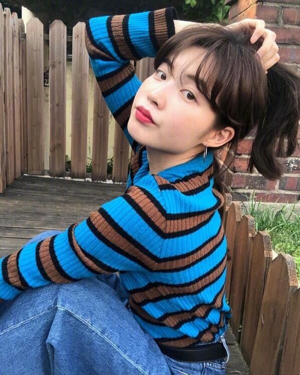 氛围|韩国小姐姐俏皮又可爱的复古少女 胶片氛围愈发显得个性灵动