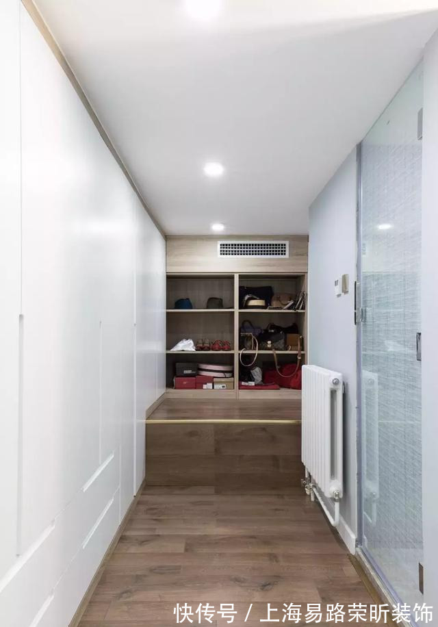 空间|冷感装修为什么这么火?有人说,这与当下盛行的颓废美有关