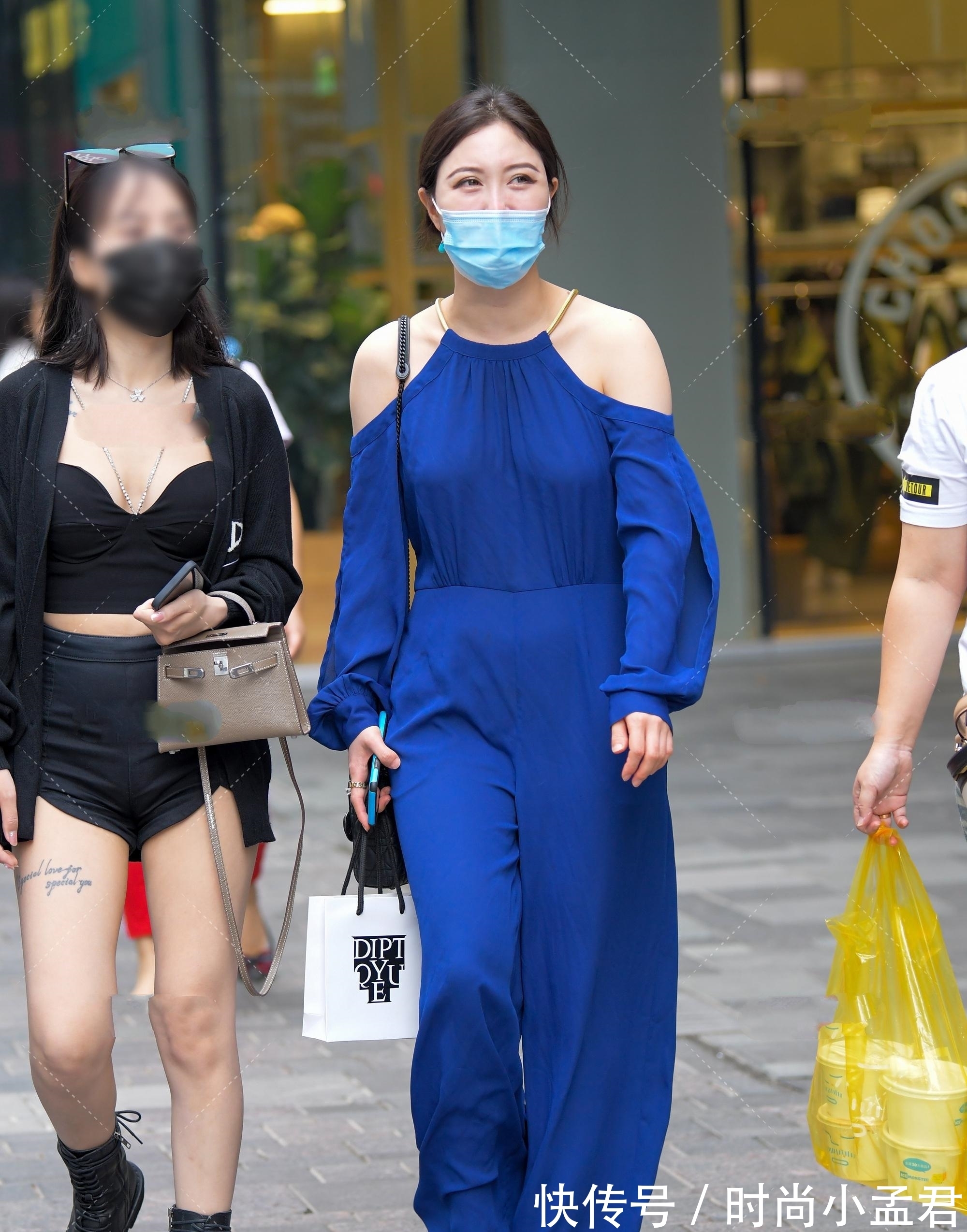 蓝色|性感大气的亮蓝色连体衣，既麻烦又好看的一套穿搭