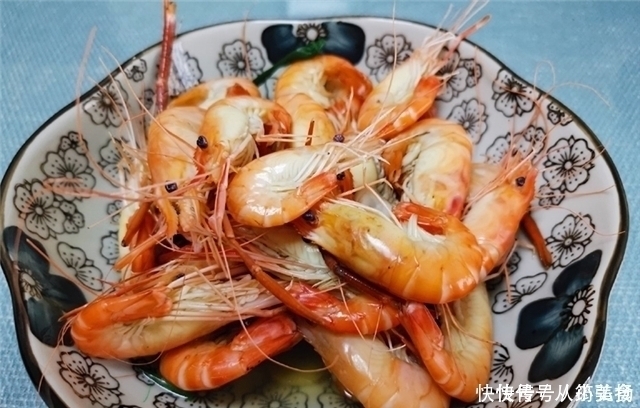 第一次陪男友回家,准婆婆特意下厨招待,上桌后公婆却要出去吃