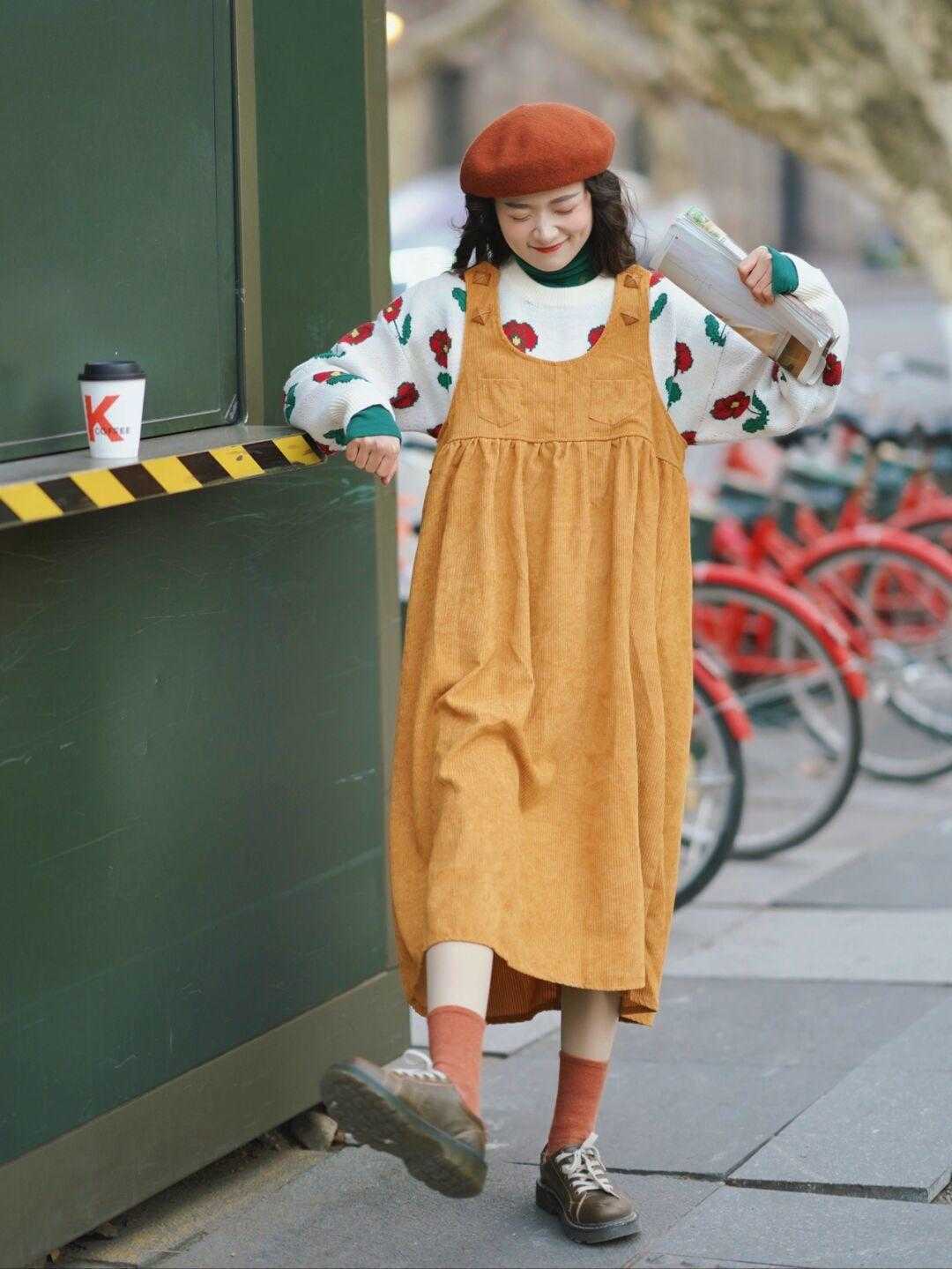 针织|快来赶个“早班车”吧!2022年的早春时尚造型,全在这里了