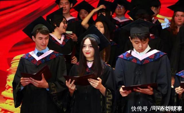 英国小留学生是怎么去的什么人的孩子，从小就可以去英国留学