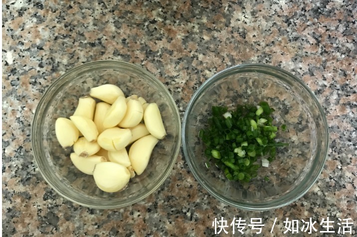 腐乳汁|1斤五花肉加上一块腐乳，香而不腻，比红烧肉还好吃
