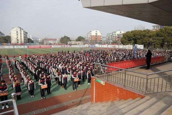 红星中学举行学习贯彻《中小学教育惩戒规则（试行）》宣讲暨考风考纪主题教育活动