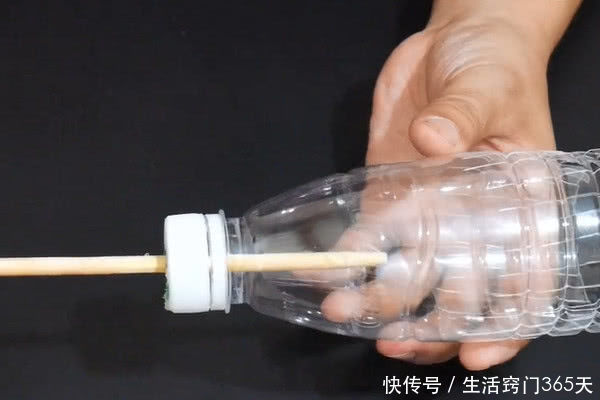 打蛋器根本不用花钱买!教你做一个,1分钟打好,比买的还好用!