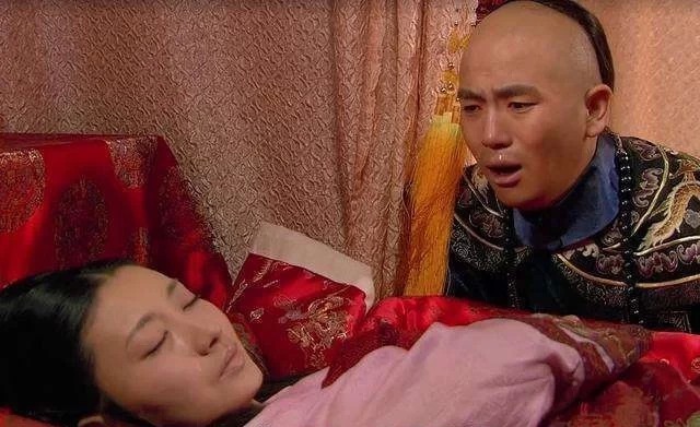 哈尔滨道里区巨型彩化景象露脸