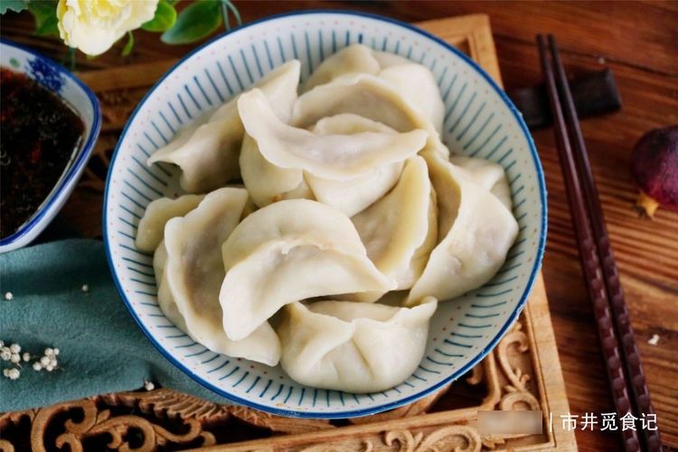 饭店包饺子的3个窍门,馅料还真有讲究,难怪饱满多汁,个个鲜香