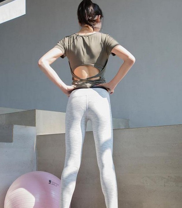 底裤|街拍性感紧身打底裤小姐姐,展现你的优雅情怀!