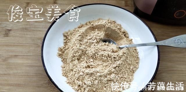 百吃不腻的经典甜品驴打滚，软嫩香甜，好配方值得收藏