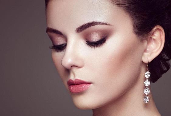 钻石耳环怎么样?钻石耳环款式等信息介绍