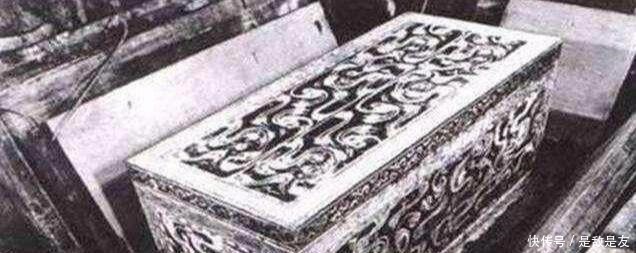 朱元璋孙女的灵柩在水中漂浮了600年,考古队赶到时下令全山挖空!