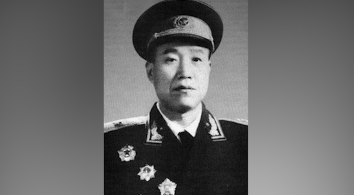 红四方面军|珍宝岛战役中,负责前线指挥的开国少将肖全夫,后来怎么样了?