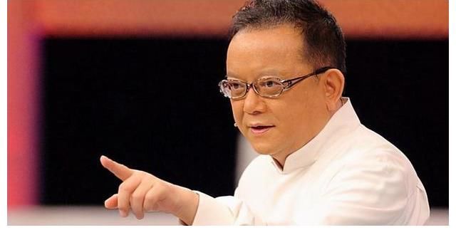 起诉|9年前，王刚因鉴定失误砸碎价值2亿的文物，遭起诉后结果如何？