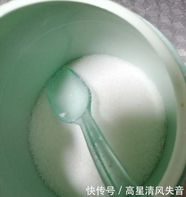 鸡蛋这种做法,全家人都争先恐后地吃,特别好吃,怎么吃也不腻