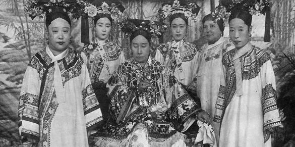 清朝|清朝妃子是真丑还是不上镜，看后，我不禁感慨：皇上，您受苦了
