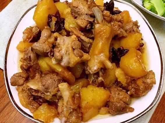 几道下饭菜,特别鲜香入味,好吃到停不下来,米饭又要遭殃了