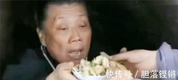 孝道$“瓦罐坟”到底有多残忍?子女把老人送进坟墓,每送一餐就填一块砖