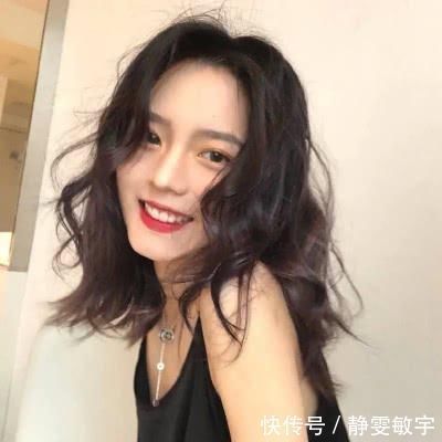 马尾|女生在学校只能“扎马尾”试试这3款减龄发型,异性缘好到爆表