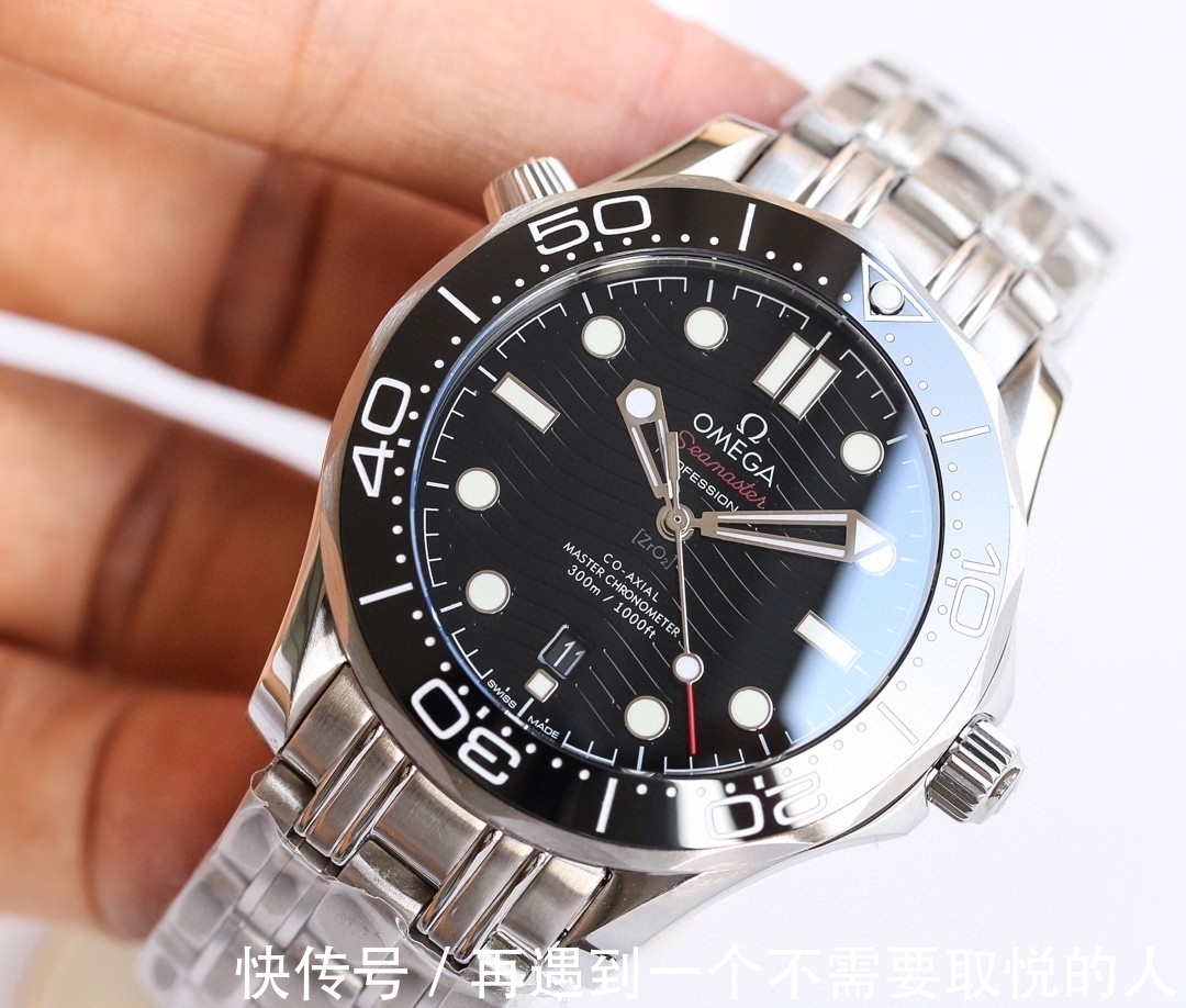 水鬼|接受不了溢价买劳力士水鬼，最终我选择了欧米茄海马300