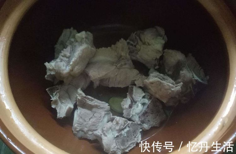 冬天不懂吃这菜可惜了,比白菜便宜,比猪肉补钙,孩子多吃更聪明